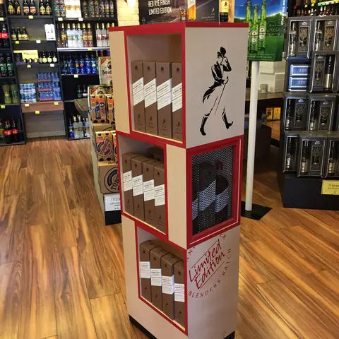 מעמד תצוגה עבור Johnnie Walker