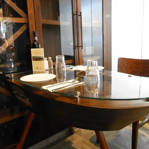 fish restaurant table