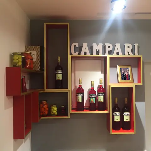 campari display