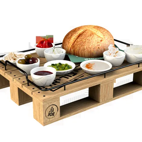 Pallet food tray