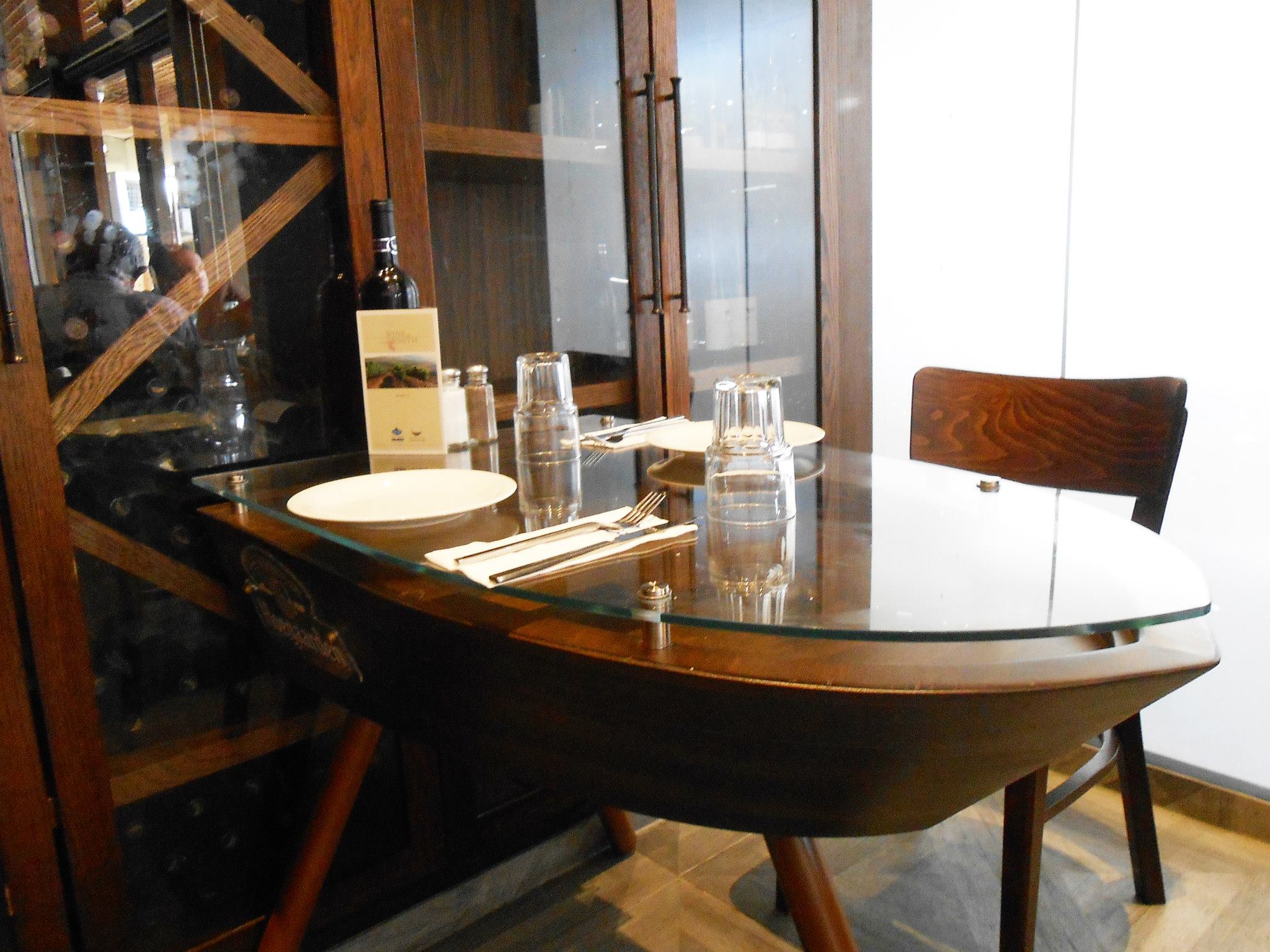 fish restaurant table